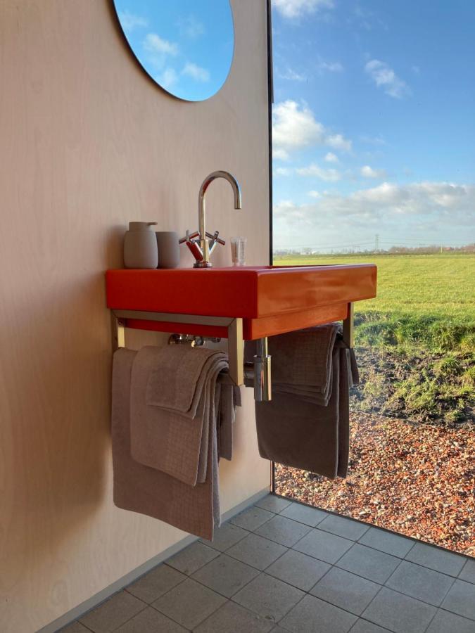 Tiny House Van Hoogspanning Naar Ontspanning Wirdum Exterior photo