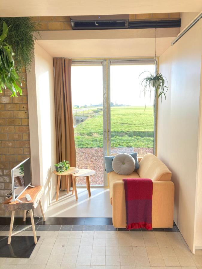 Tiny House Van Hoogspanning Naar Ontspanning Wirdum Exterior photo